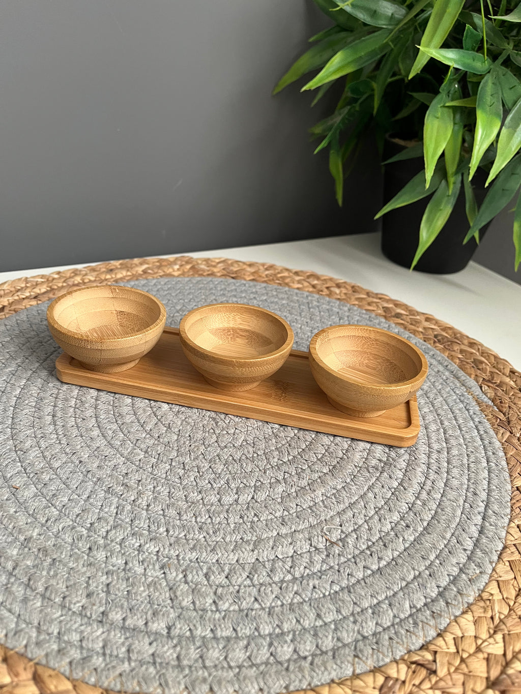 Set of 3 tiny bowls+tiny tray(C5370)