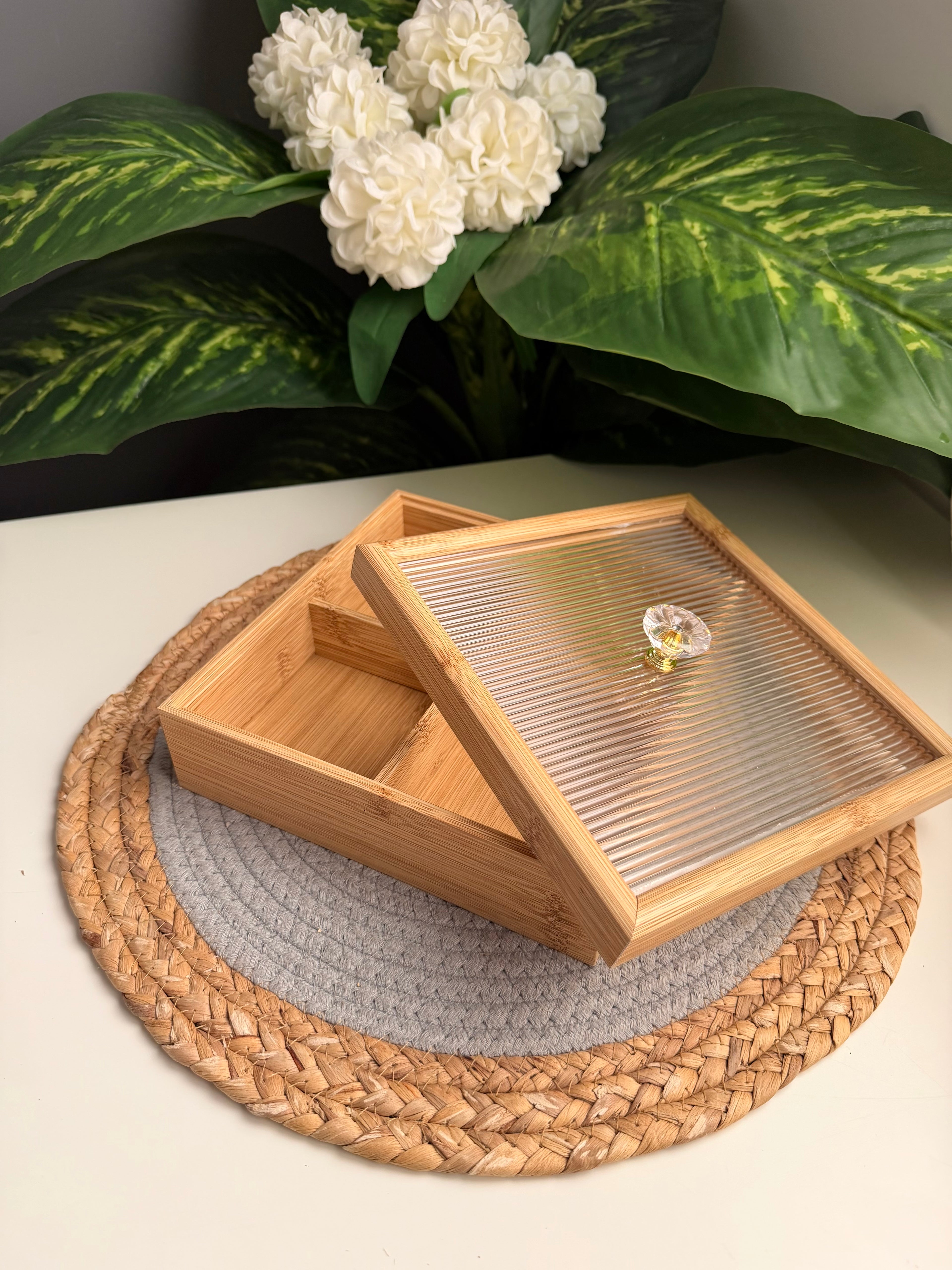 Small Bamboo (4خانه) Tea Or nuts box organizer (code 81)