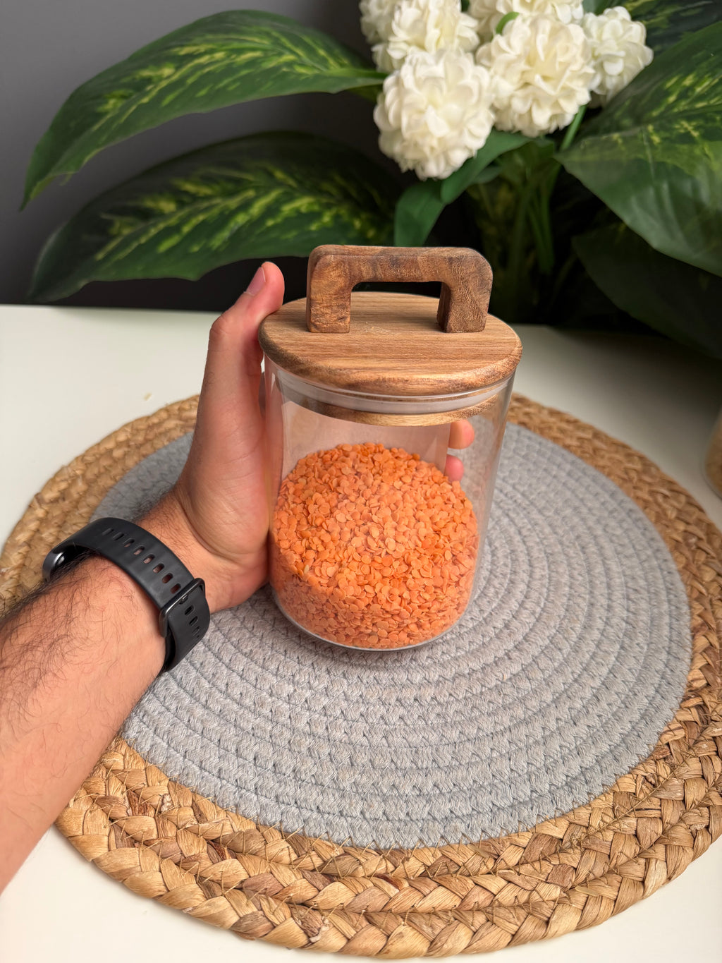 برطمان زجاج بيد 650ml(صغير)code291