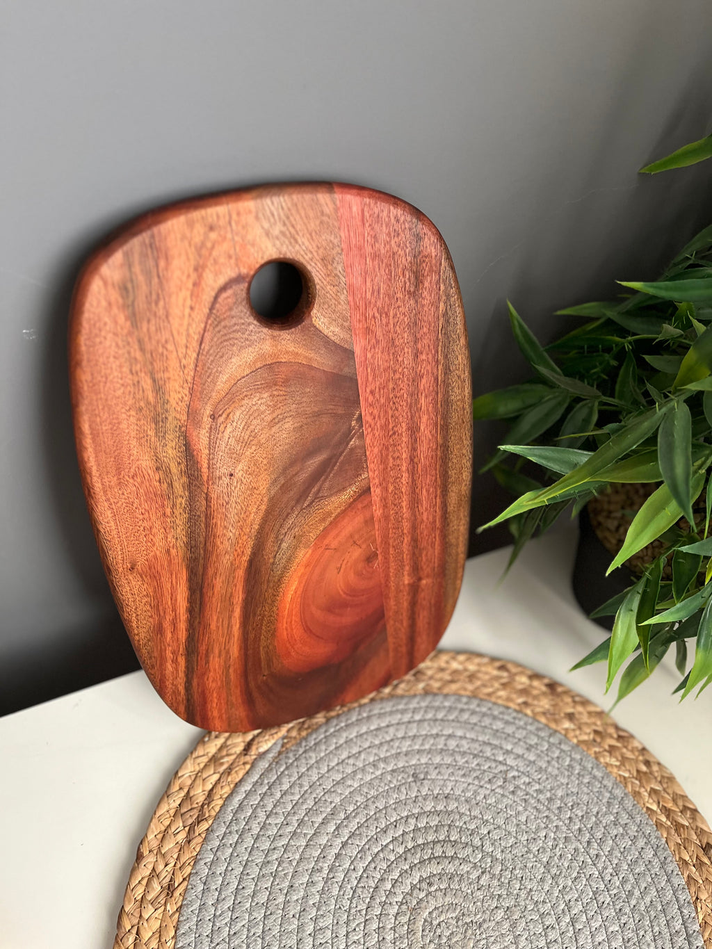 Cutting board (new)