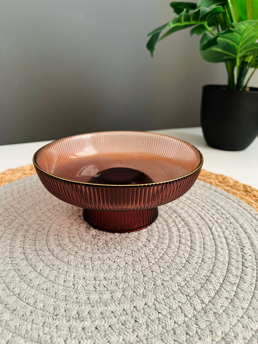 Red Glass bowl 15cm*7cm