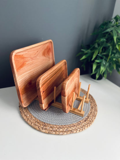 Set of 3 (kay) Wooden plates+bambo holder