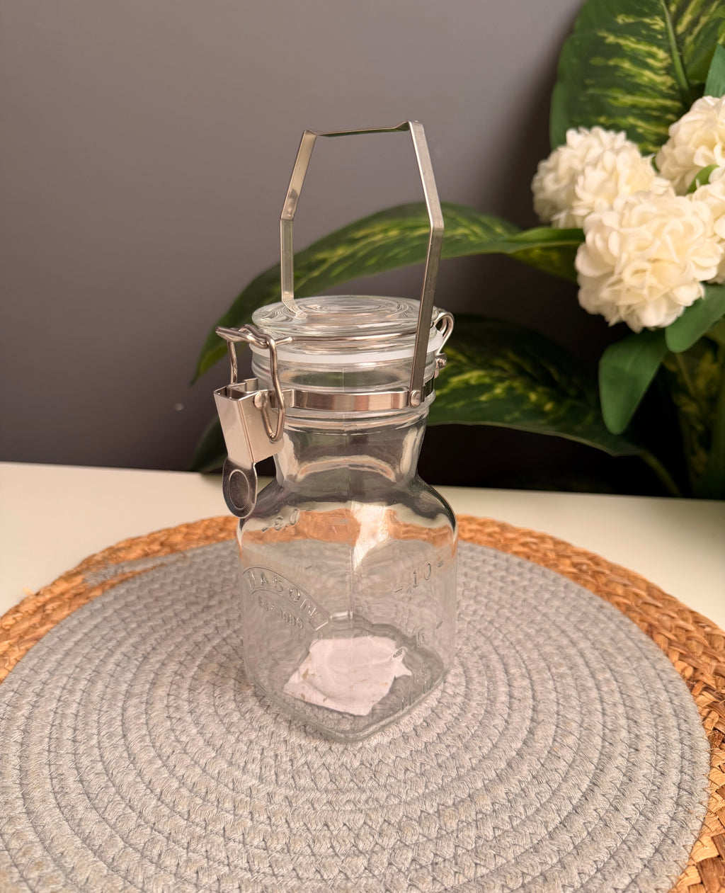 One glass jar (كلبس)0.5L (code330)