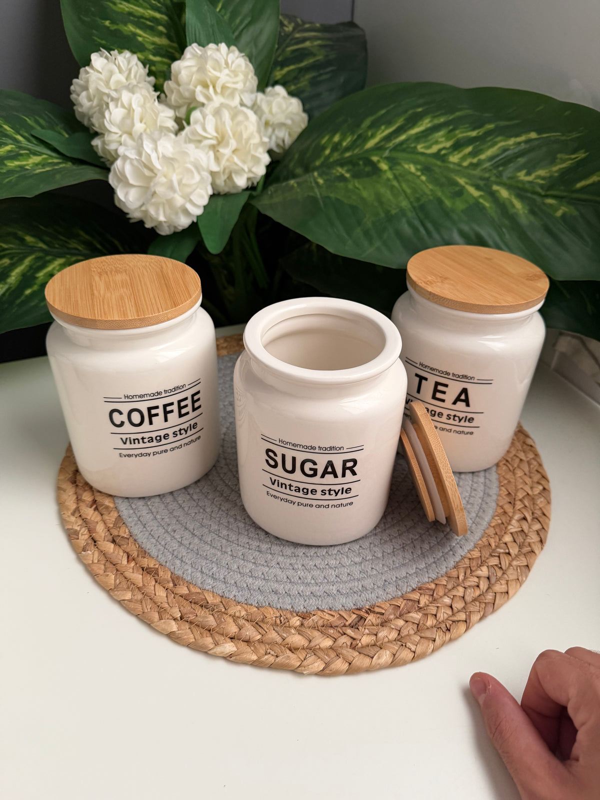Set of 3 Porcelain Jars + (غطاء خشب) (coffee-Sugar-Tea)(code91)