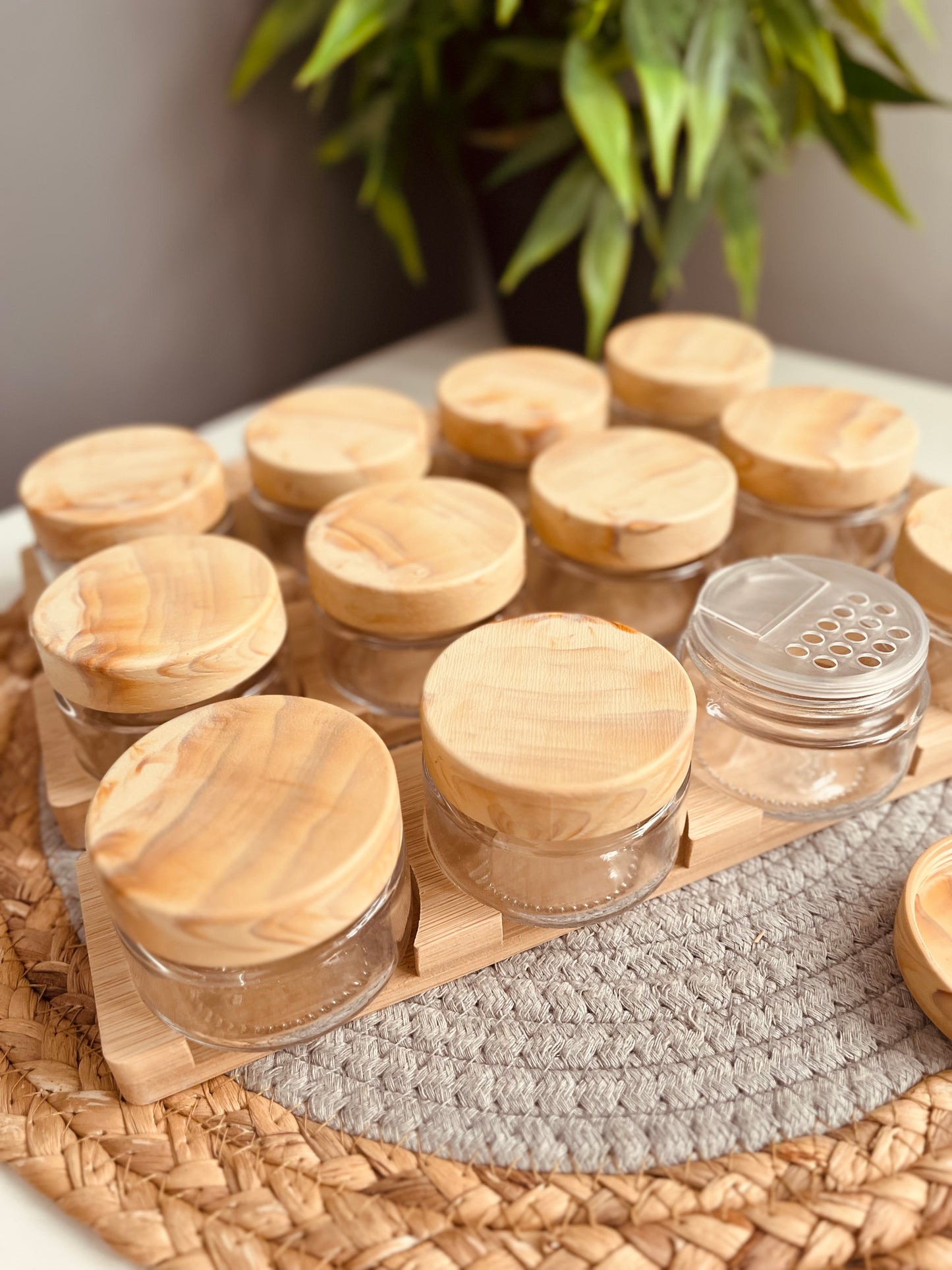 Set of 12 small 100ml glass jars+holder