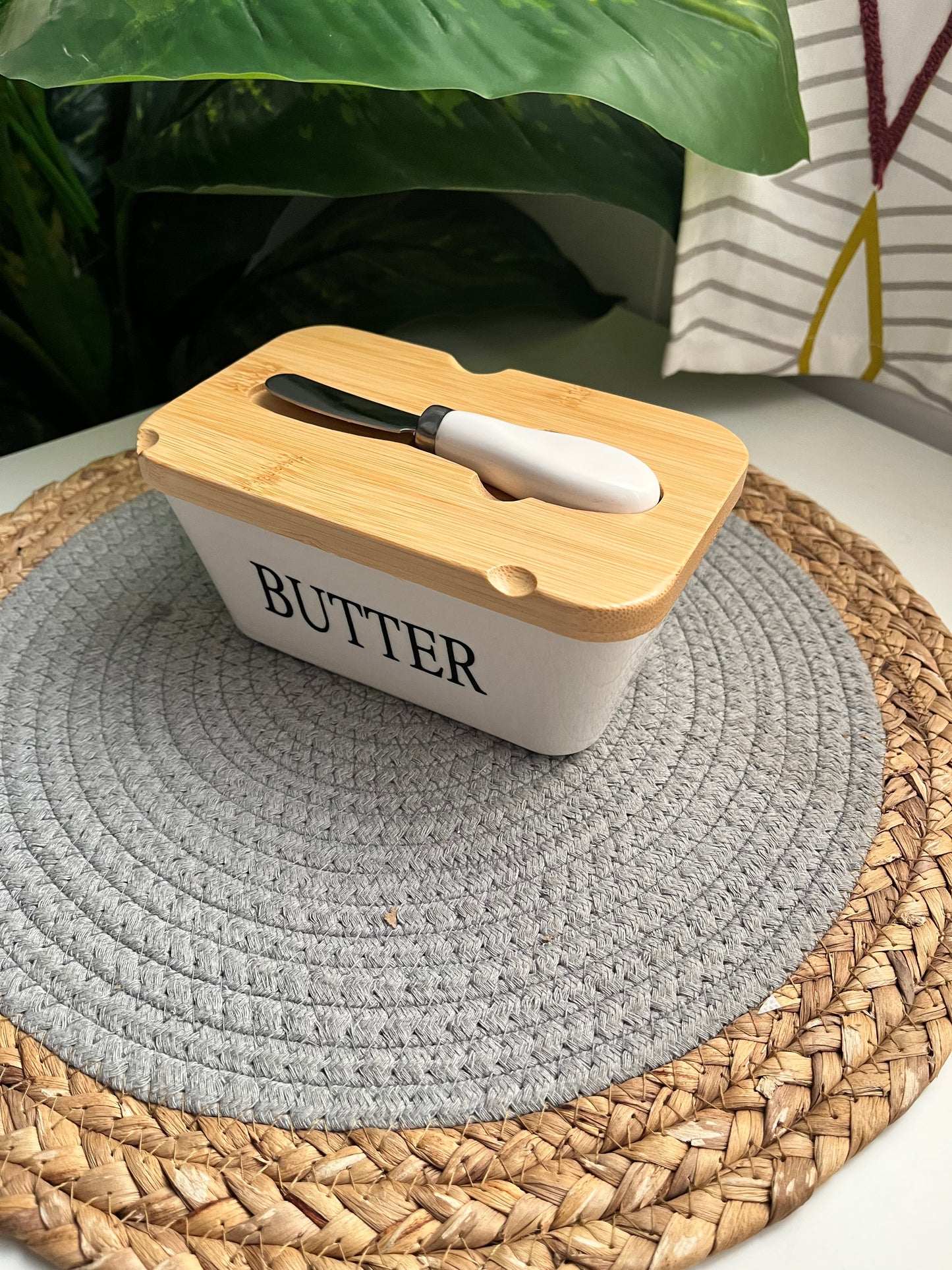 White Porcelain Butter box (Wooden lid) 16cm*10cm*6cm