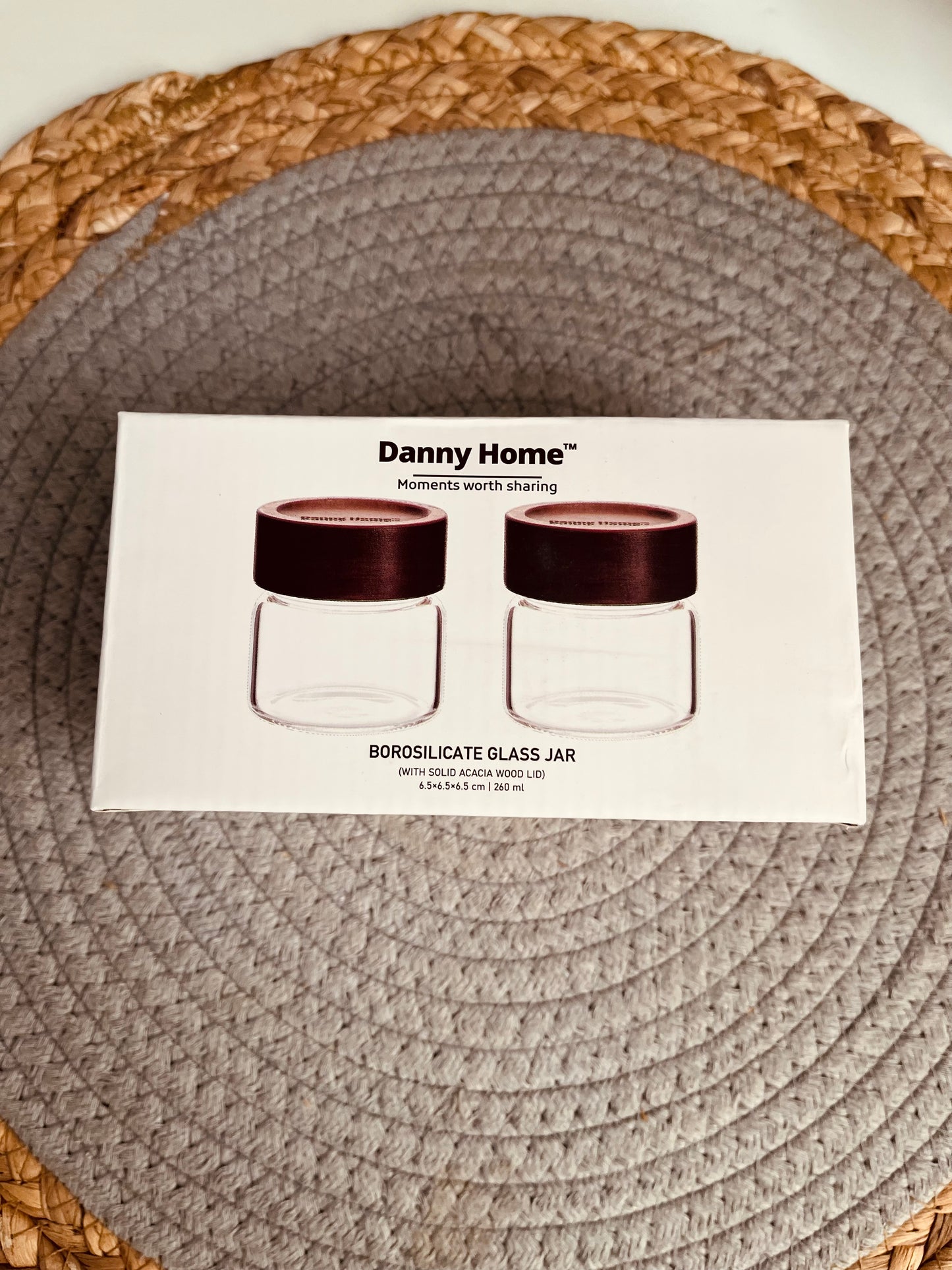 2 glass jars (Danny home)130ml(جديد)غطاء غامق