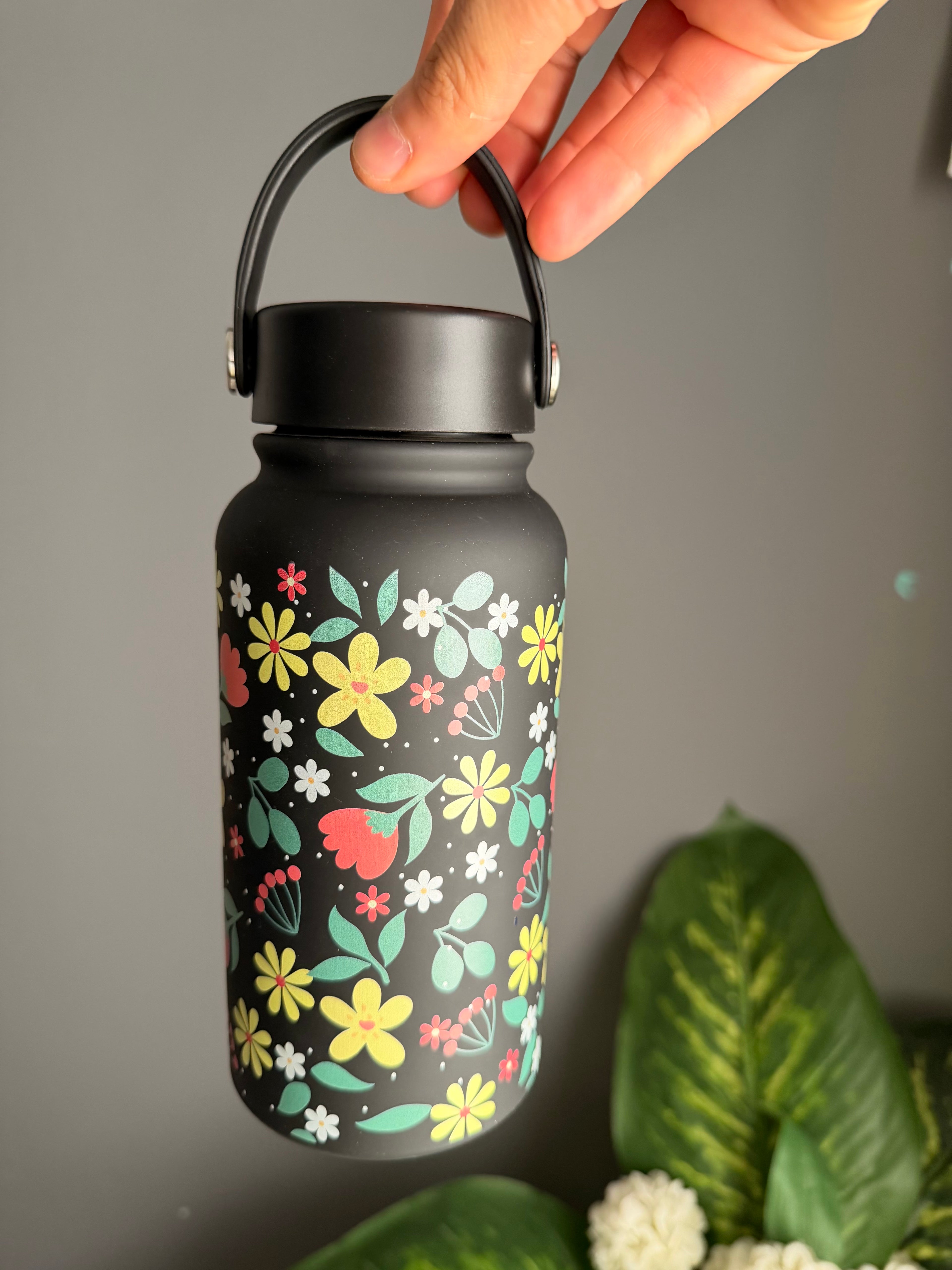 ترمس ورد أسود (كبير 800ml)(code 1830A)