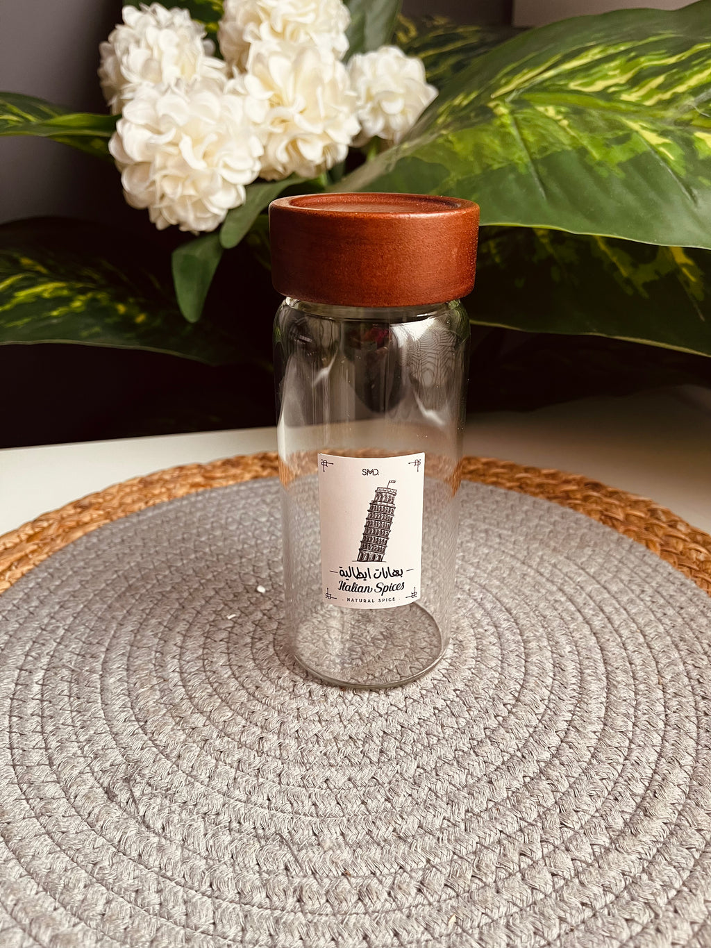 (Code A39-224)  One glass jars 400ml(جديد)غطاء غامق (بالقطعه)