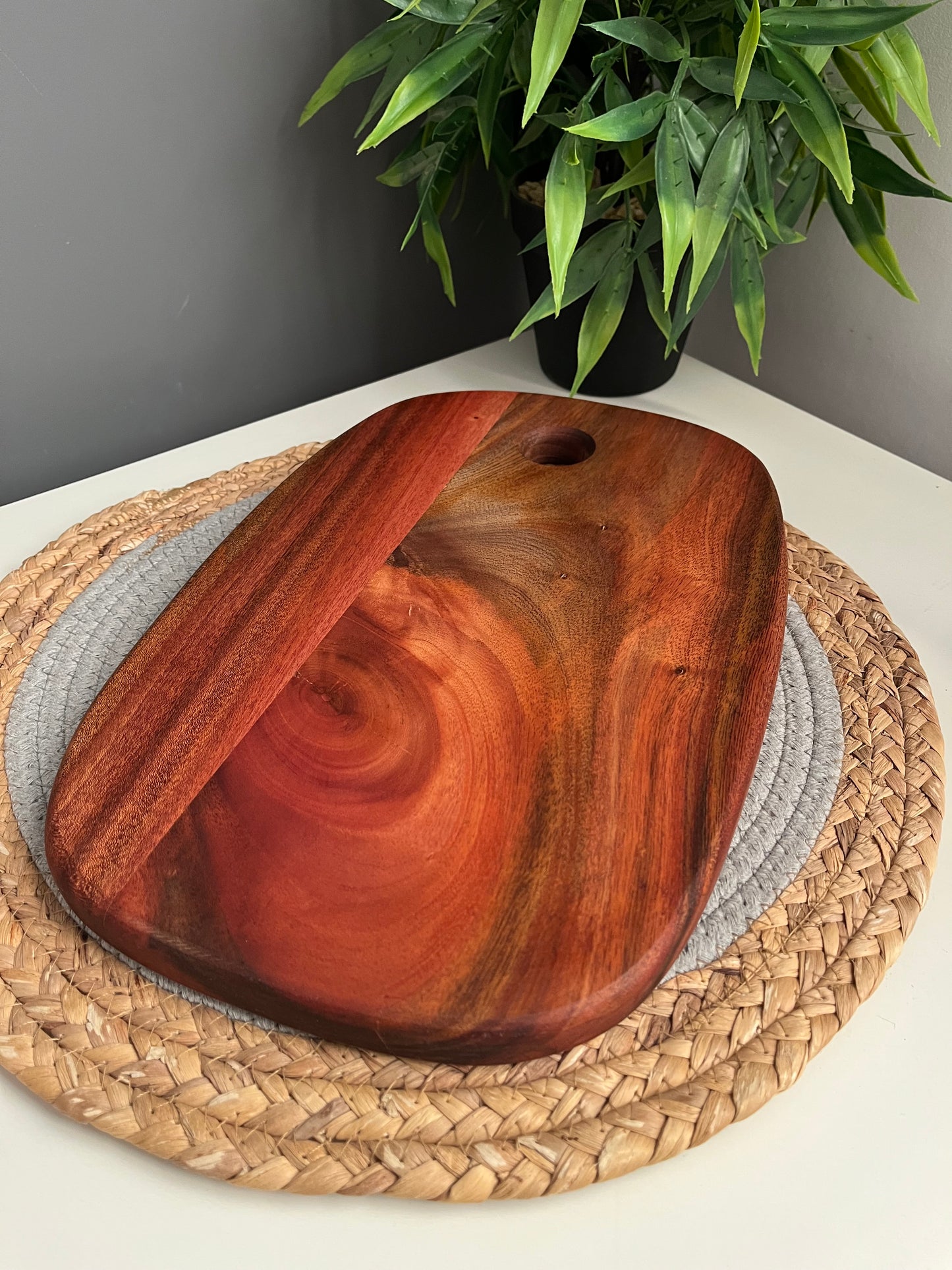 Cutting board (new)