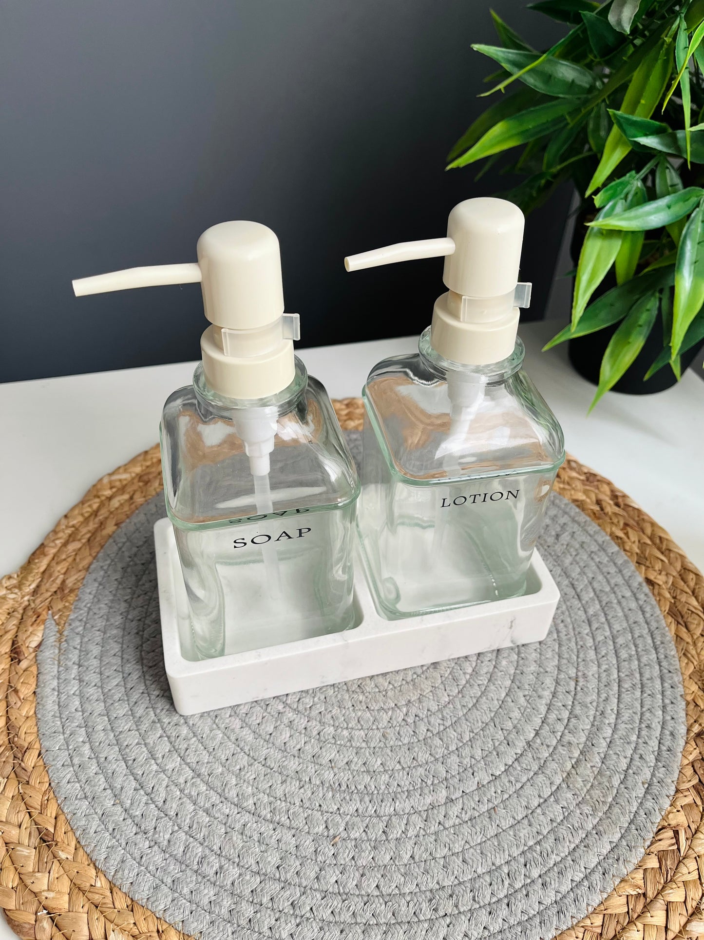 Lotion Dispenser (code BA-016)