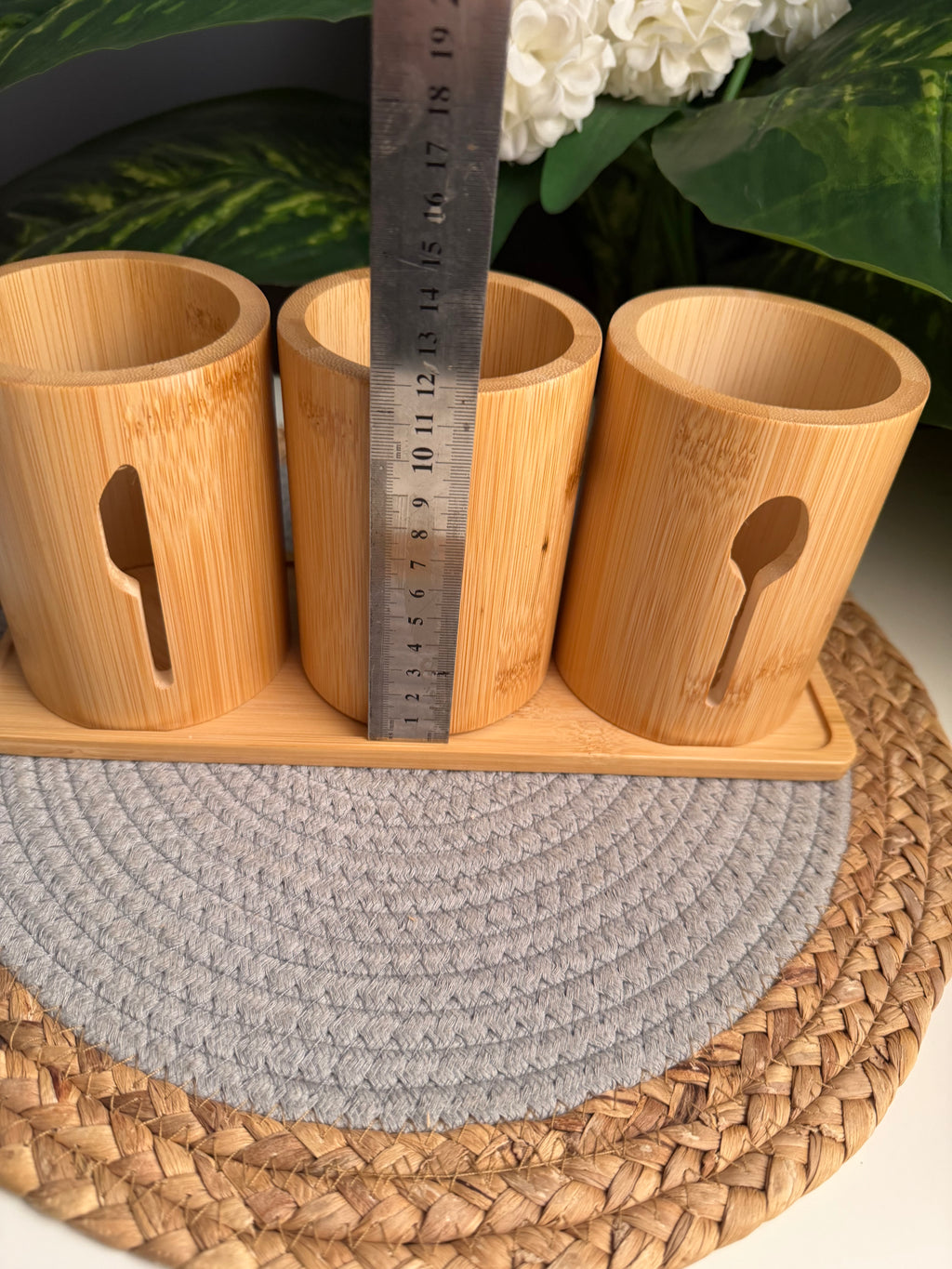 Wooden holder 4 pieces (code368)
