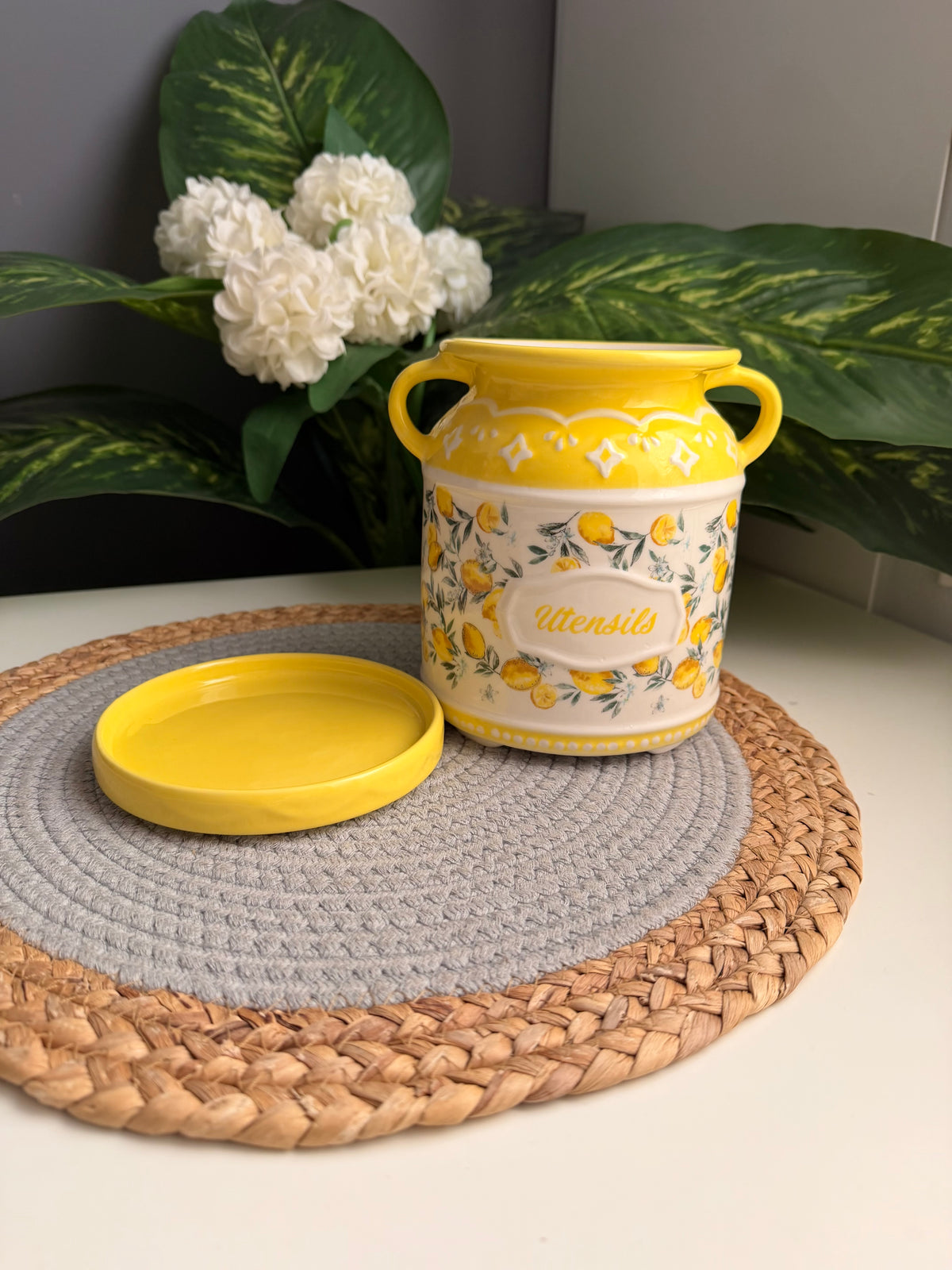 Lemon porcelain holder(code255)ليمون