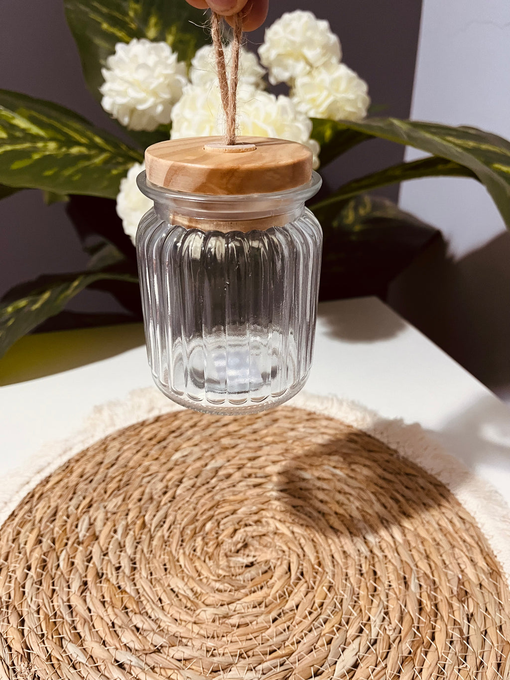 One glass jar 350ml (مضلع بالقطعه)