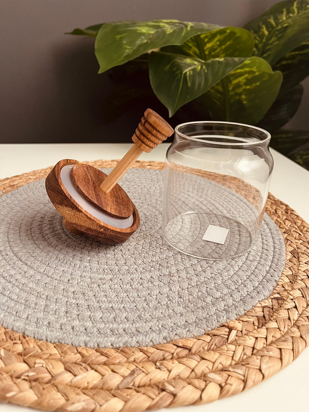 Honey jar برطمان عسل (جديد غطاء خشب )code65