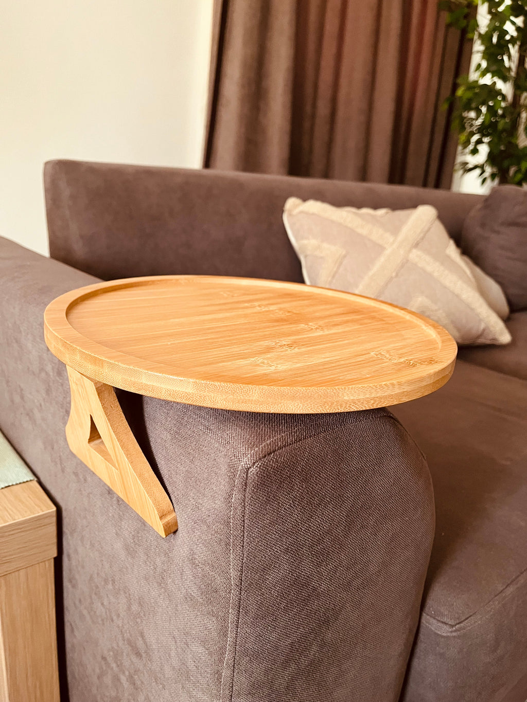 Sofa Arm tray أستند يد الكنبه سوسته خشب بمبو (code221)