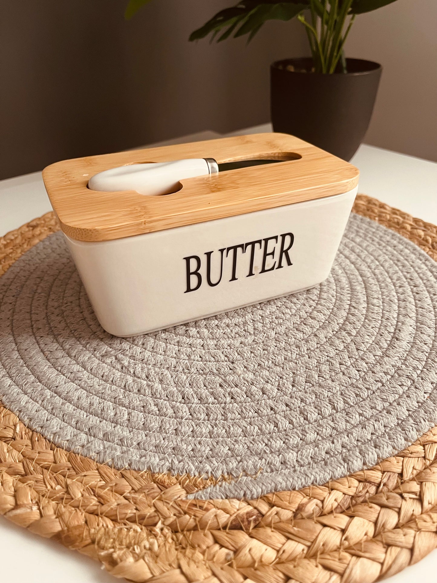 White Porcelain Butter box (Wooden lid) 16cm*10cm*6cm