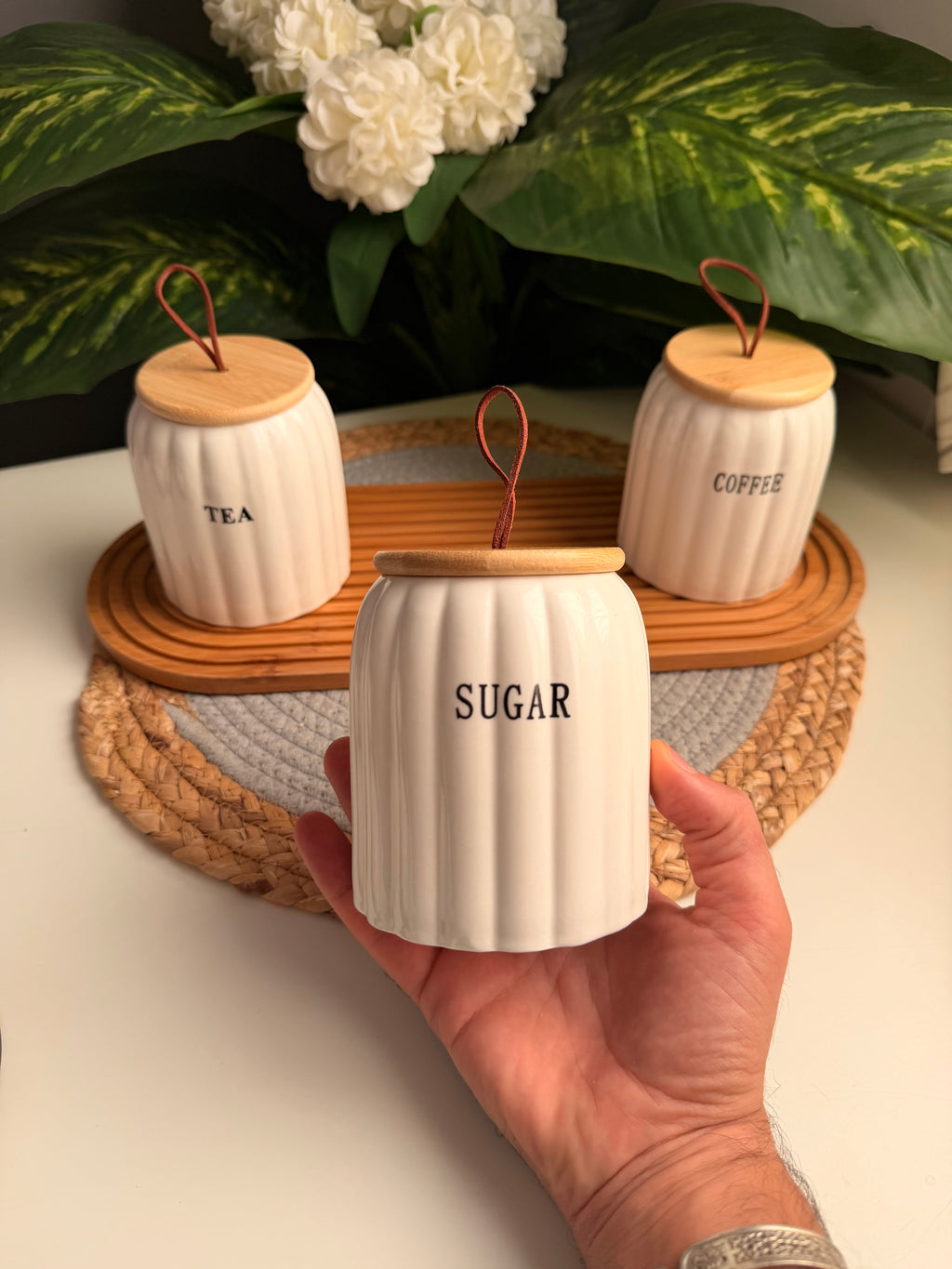 Set of 3 porcelain jars(حبل)+ (tray79)coffee-sugar-tea(14)(جديد)500ml