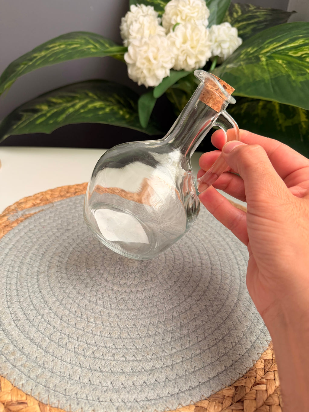 (كيرڤى)   Glass oilbottle 300ml code 287