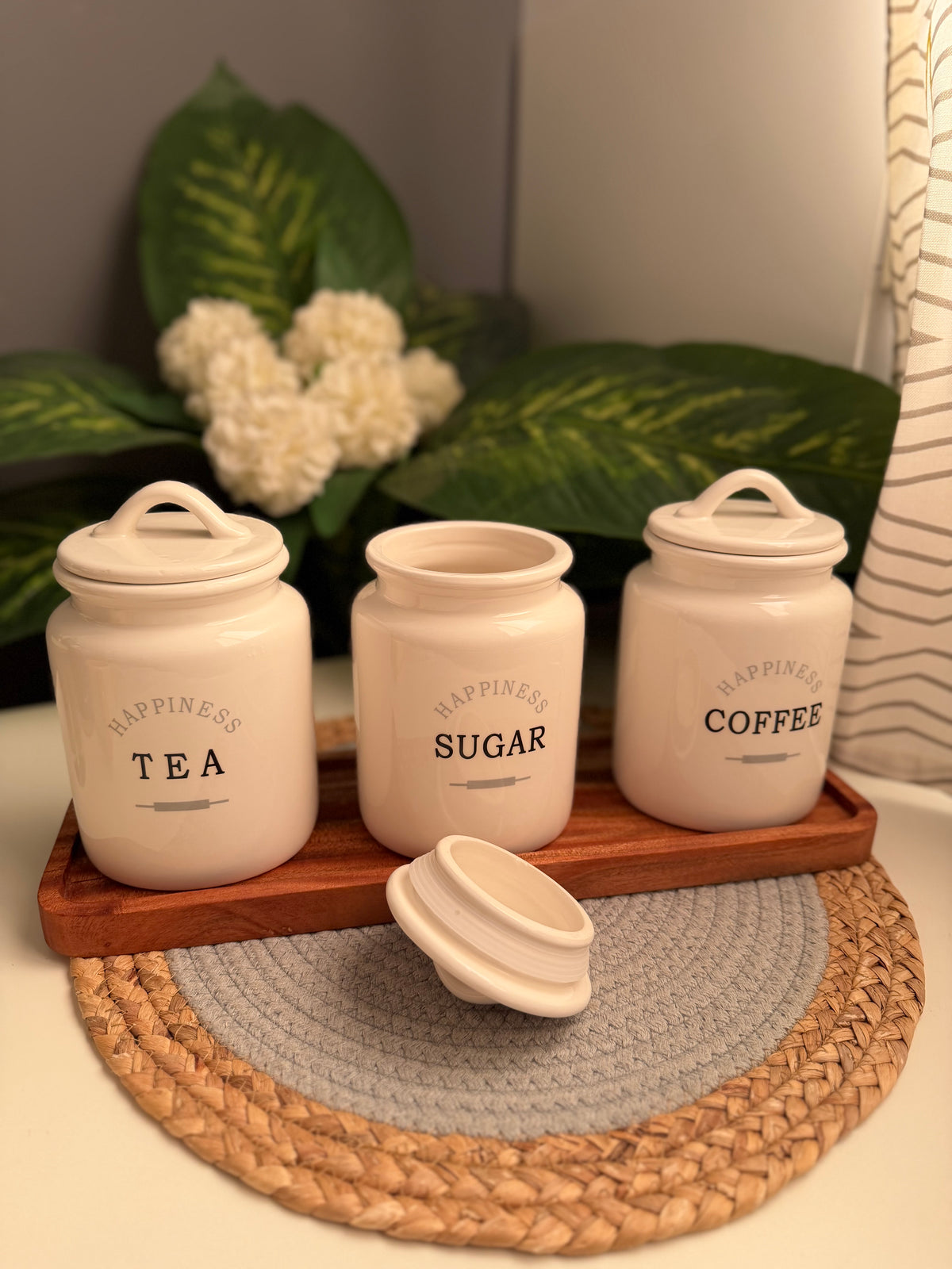 Set of 3 Porcelain Jars + (Trayطبيعى) (coffee-Sugar-Tea)(code89)