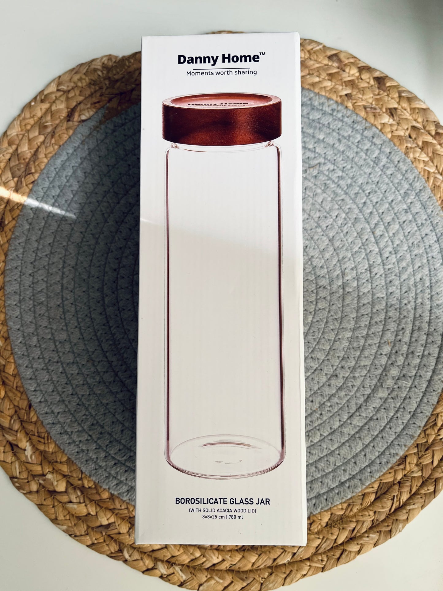 One glass jar (Danny home)780ml(جديد)غطاء غامق (بالقطعه)