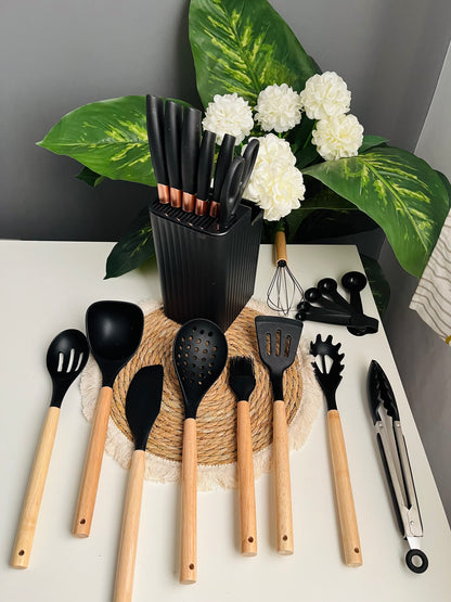 طقم توزيع (أسود)21 قطعه مع طقم سكاكين (code 594)