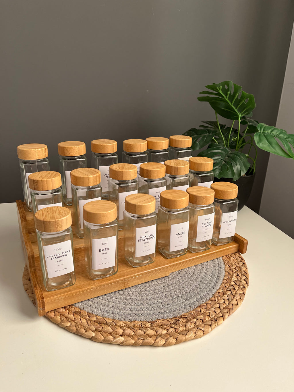 Set of 18 glass jars 150ml +( small bamboo stairs )